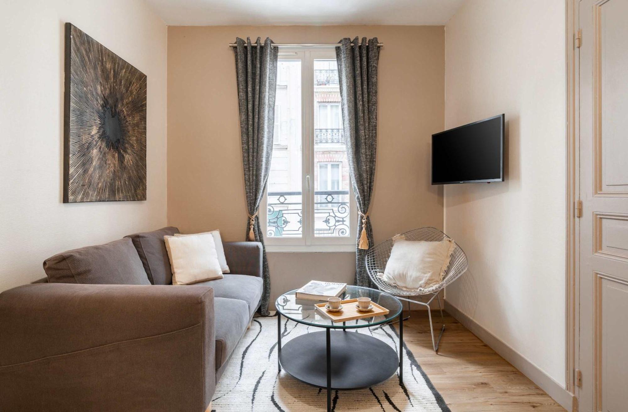 Family Apartment In パリ エクステリア 写真
